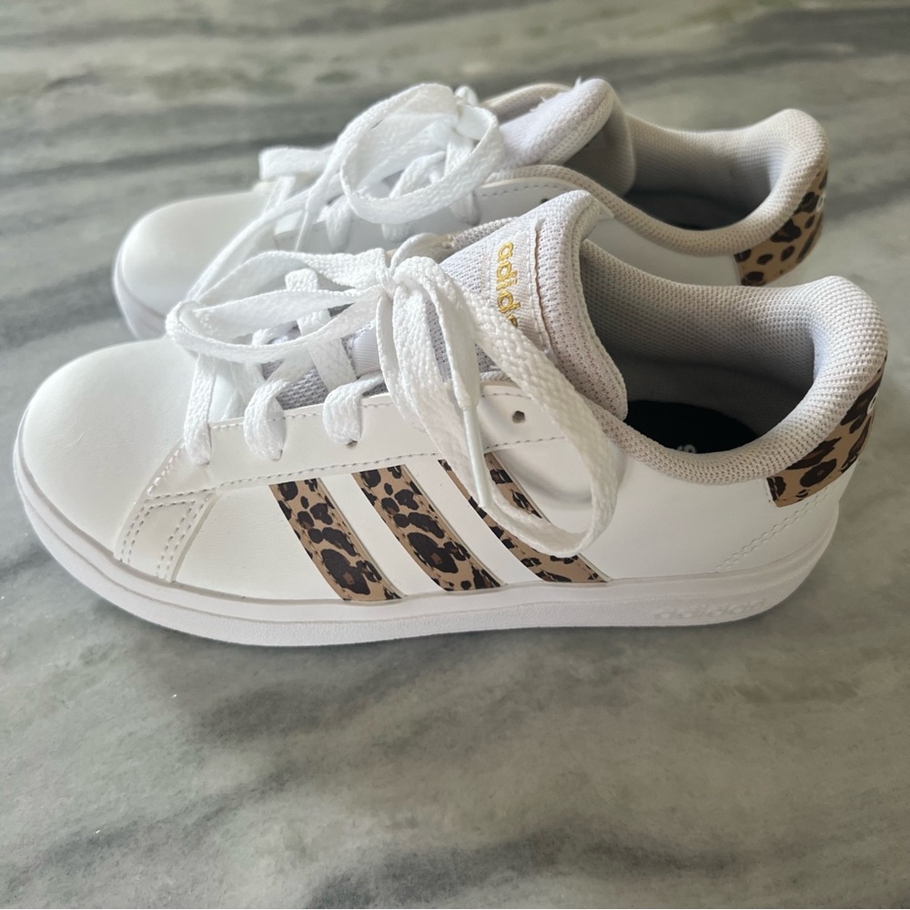 ADIDAS kids sneakers white and leopard